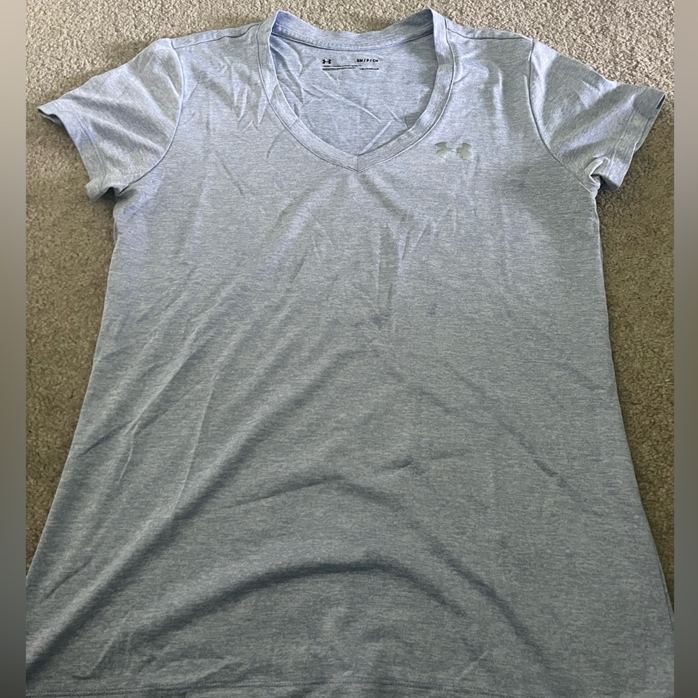 Purple under armour v-neck tee